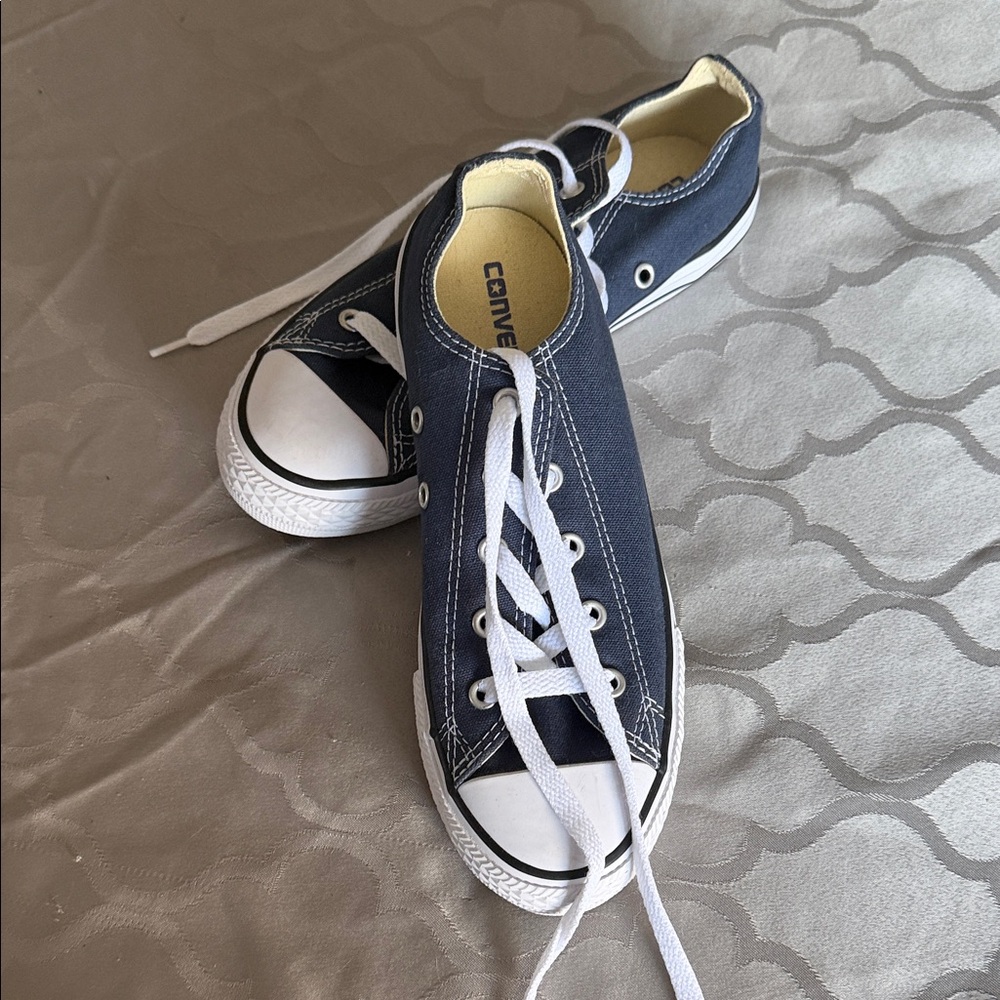 Converse Kids Navy Canvas Low-Top Sneakers with White Accents